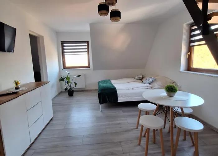 בית הארחה Manio *